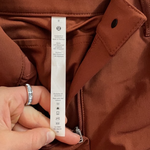 Lululemon pants - Picture 2 of 3